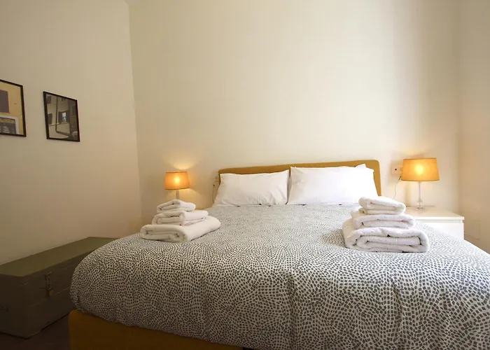 Sofia\'S Vatican Garden Apartment
